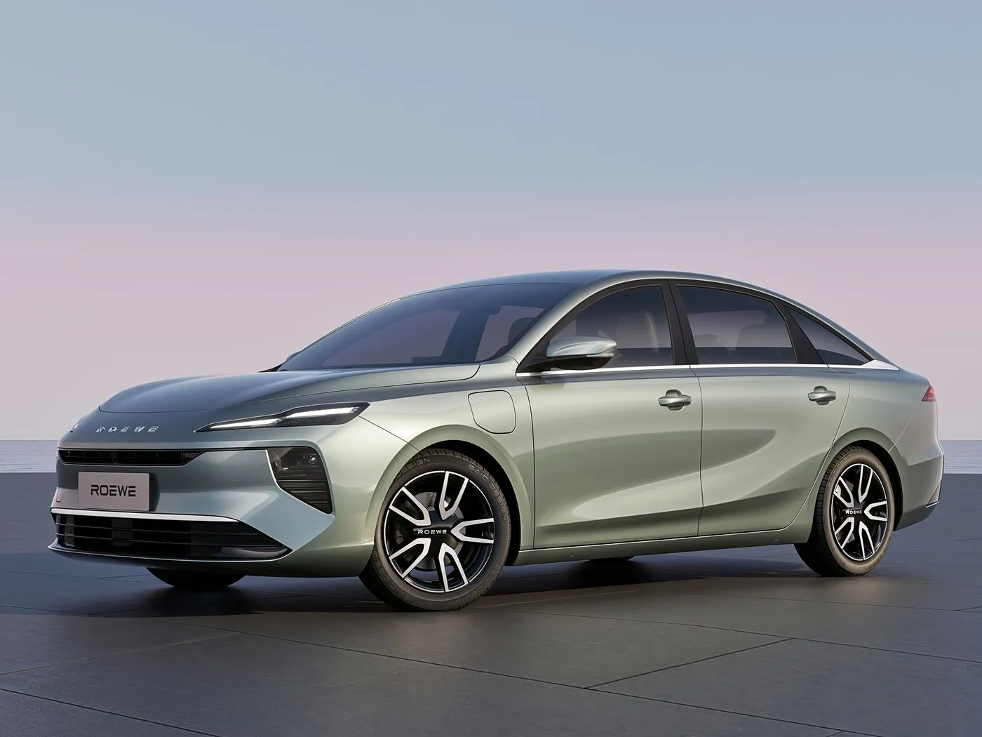 Mesthine bakal diluncurake ing April. Dilengkapi layar kontrol tengah ukuran gedhe + tombol fisik. Gambar interior resmi Roewe D6 wis dirilis.